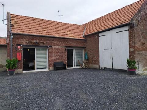 Studio Les chambres de la source - Tadorne 2 étoiles Sancourt  Exterior foto